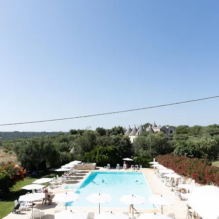 Residenza Aurora 4* 奥斯图尼