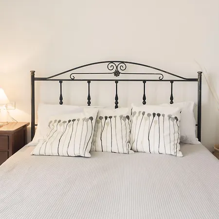 Residenza Aurora 奥斯图尼