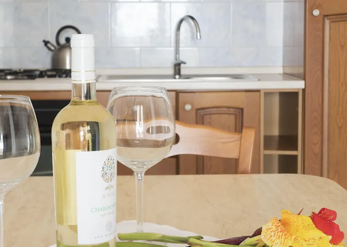 Residenza Aurora شقة فندقية أوستوني