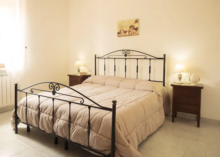Residenza Aurora أوستوني