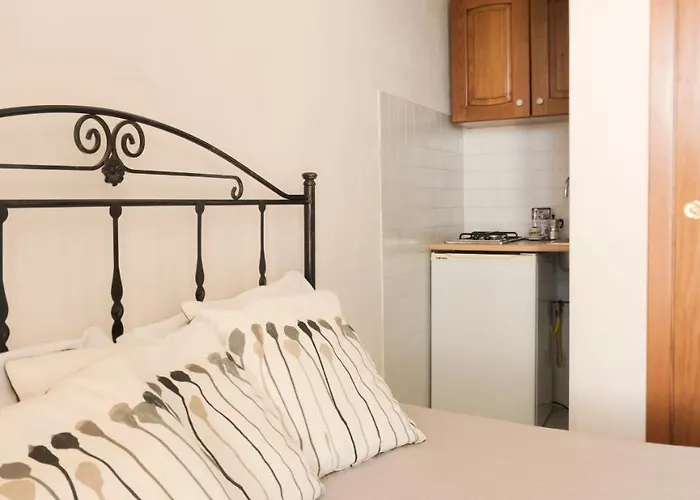 Residenza Aurora أوستوني